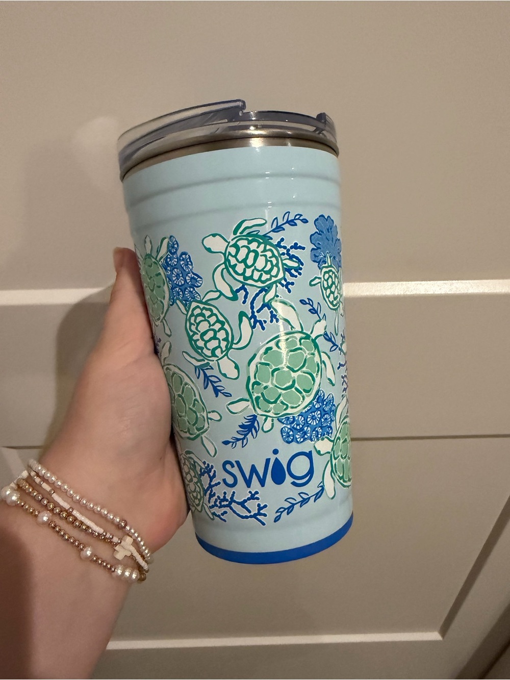 Swig Sea Turtle Insulated Tumbler – Light Blue 40 ounce Mega Mug with Lid